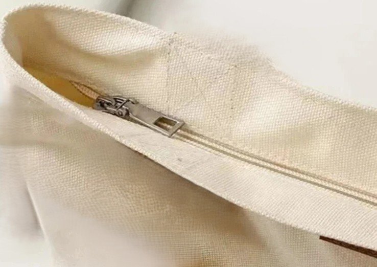 Lona resistente con cremallera